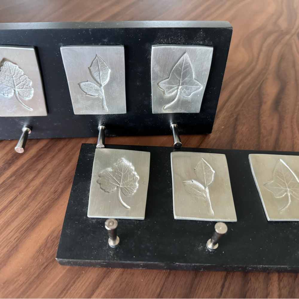Vilmain & Klinger Leaf Key Hanger- Maple Wood with Pewter